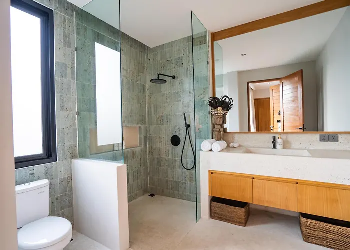 Villa The Urban Retreat Private Pool With Butler For Families & Groups Seminyak (Bali)
