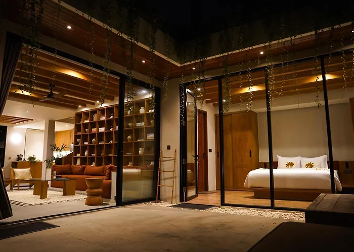 The Urban Retreat Private Pool With Butler For Families & Groups * Seminyak (Bali)
