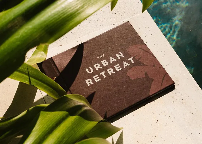 The Urban Retreat Private Pool With Butler For Families & Groups