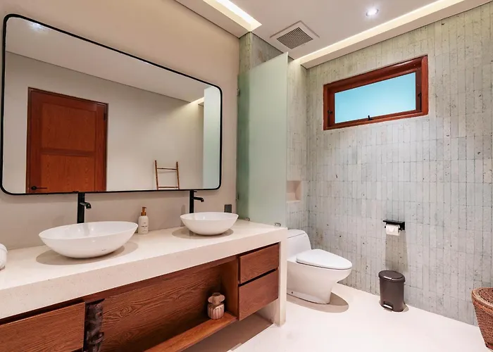 Villa The Urban Retreat Private Pool With Butler For Families & Groups Seminyak (Bali)