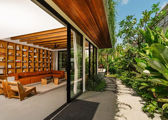 The Urban Retreat Private Pool With Butler For Families & Groups Villa