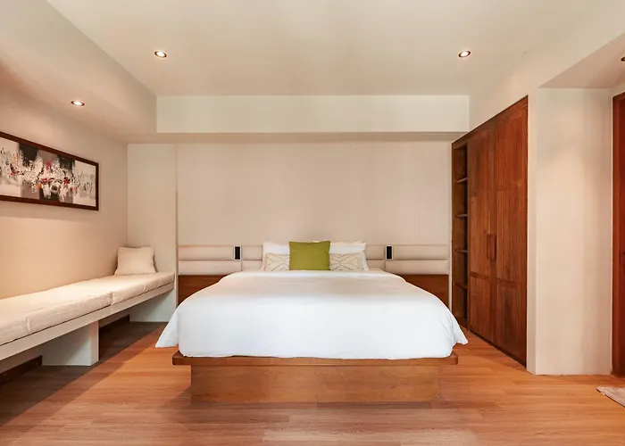 The Urban Retreat Private Pool With Butler For Families & Groups * Seminyak (Bali)